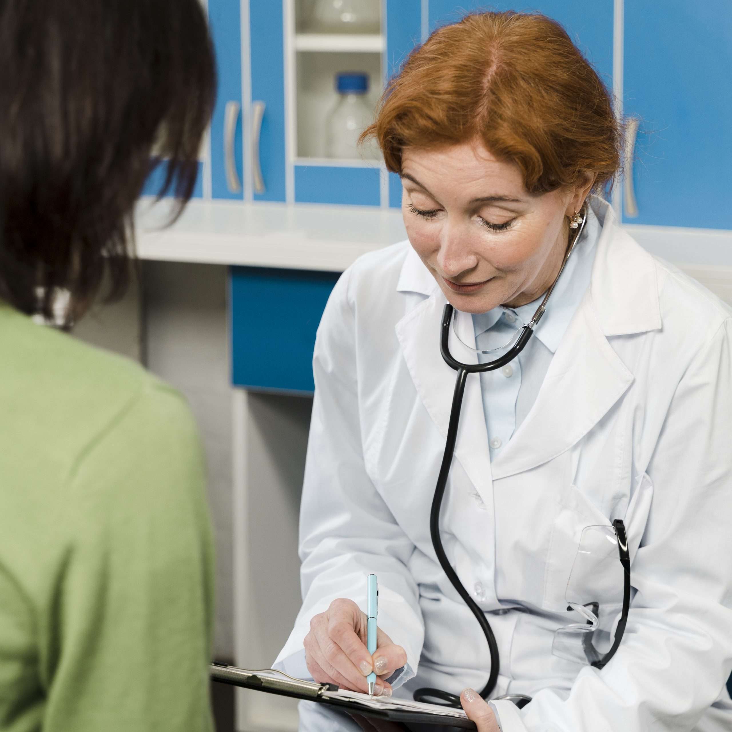 Women's healthcare professional at Meditism